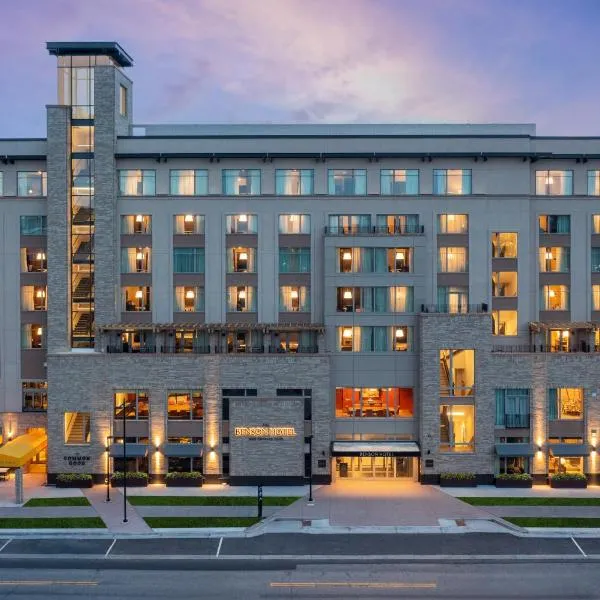 The Benson Hotel & Faculty Club, hôtel à Aurora