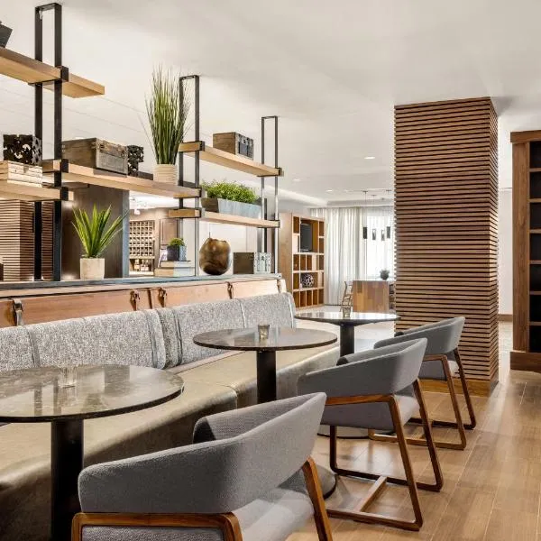 奧馬哈萬豪酒店，奧馬哈的飯店