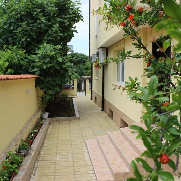 Zlatna Ribka, hotel v destinaci Černomorec