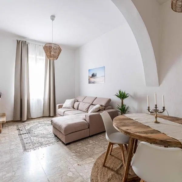 Val d'Orcia House 131 - a un passo da Montalcino, hotel in Torrenieri