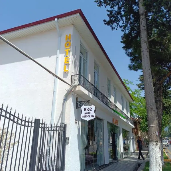 Hotel ROUTE 62, hotel di Zaqatala