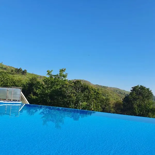 Quinta de Cerdeiró, hotel di Mões