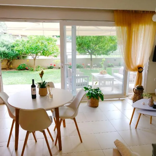Oasis Garden House, hotel in Iraklitsa