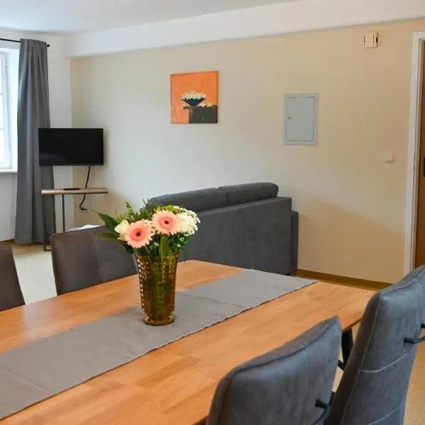 Ferienappartements inTOuR, Hotel in Ockfen