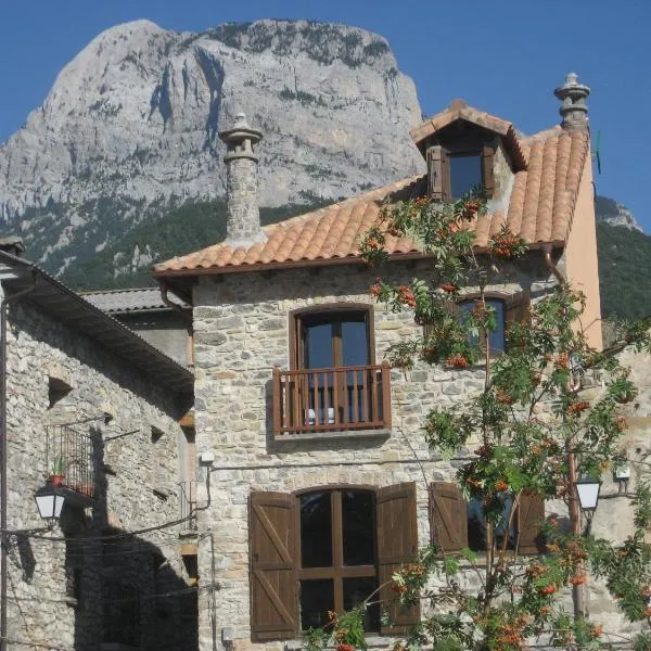 Casa Rural " El Retiro", hotel v destinaci Laspuña