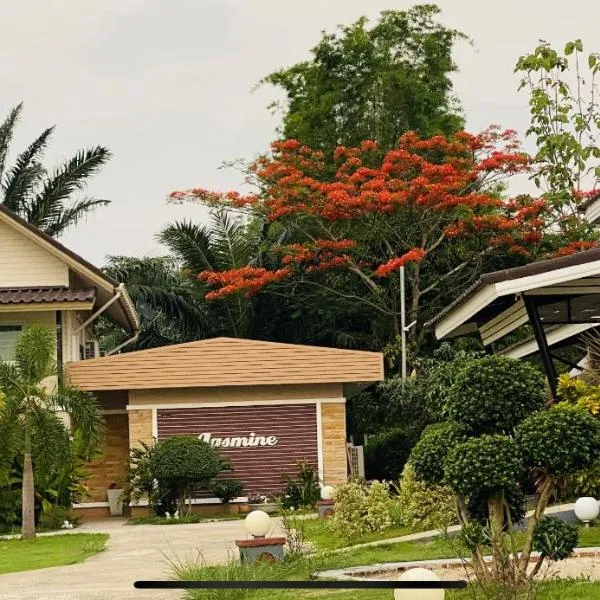 Panutsaya Homestay, hotel v destinaci Wang Nam Khieo