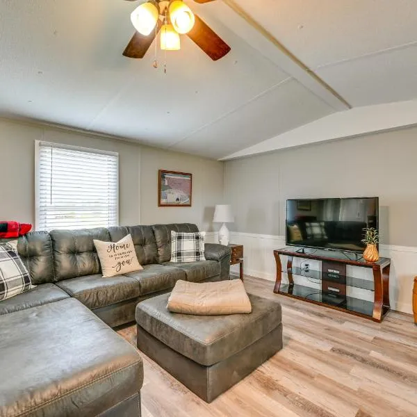 Kentucky Vacation Rental Half-Mi to Mammoth Cave!, hotel v destinaci Sloans Crossing