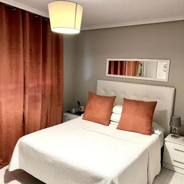 Hostal la Picota, hotel v destinácii Liencres