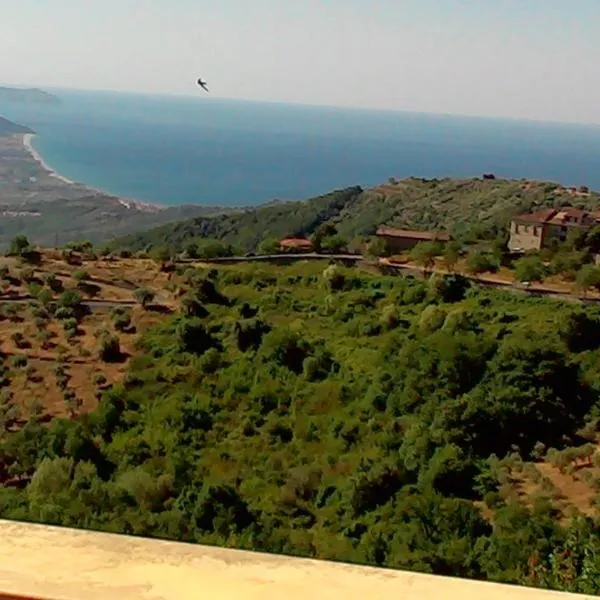 스텔라 킬렌토에 위치한 호텔 Casa nel Cilento con vista panoramica