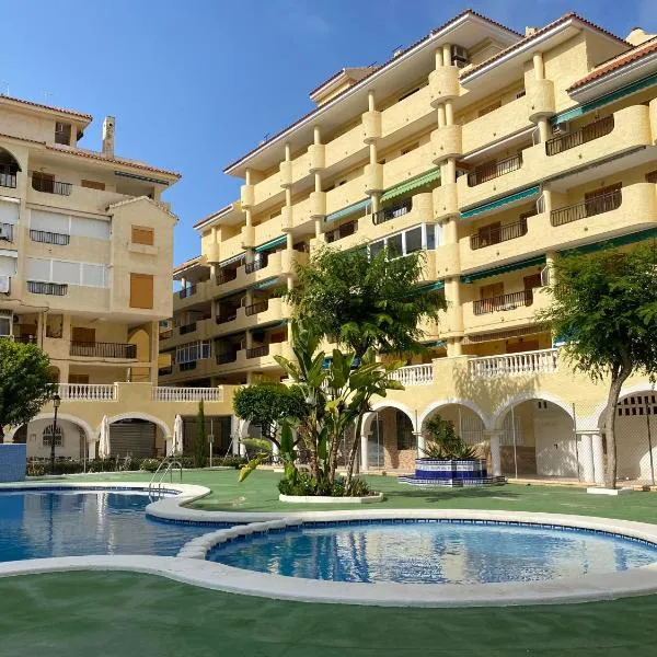 La Mata beach apartment Viñamar I, 200m from the beach, hotel in La Mata