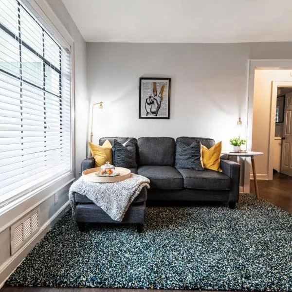 Trendy 2BR Stay in Atlanta's Historic West End, hôtel à Atlanta