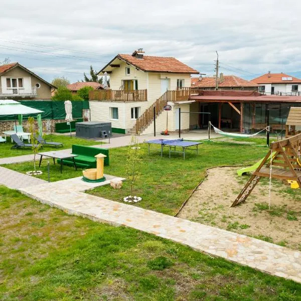 Guest House Galabnik, Bulgaria, Hotel in Lobosh