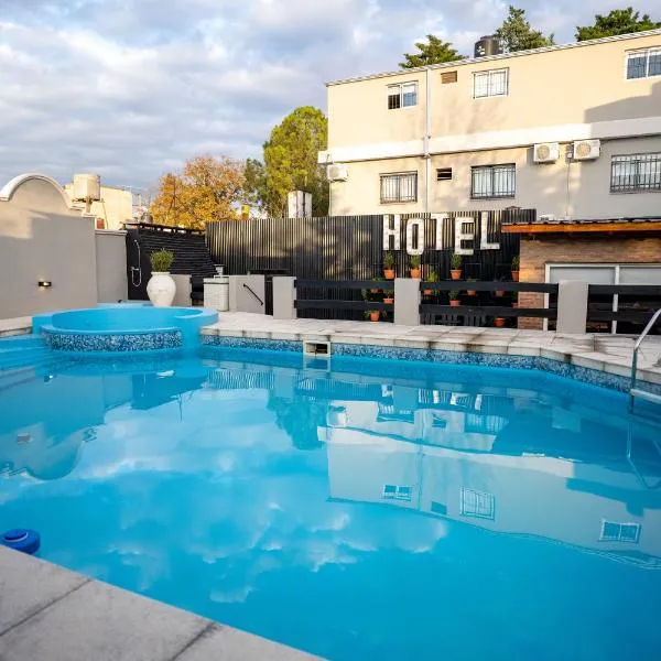 Nuevo Centro Hotel Villa Carlos Paz, hotel v destinaci Villa Carlos Paz