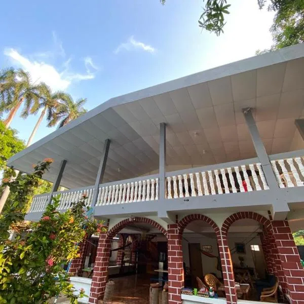 LA CASONA SV Hostal, khách sạn ở La Libertad