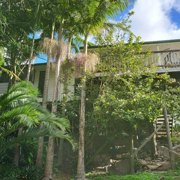 Hatea Treehouse, hotel en Kauri