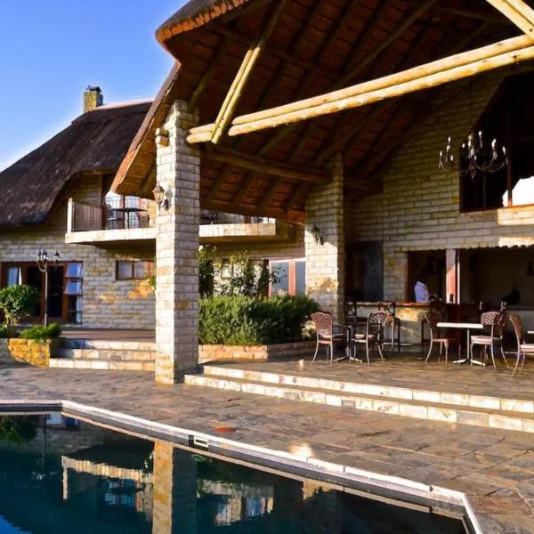 Inkungu Lodge, hotel v destinaci Champagne Valley