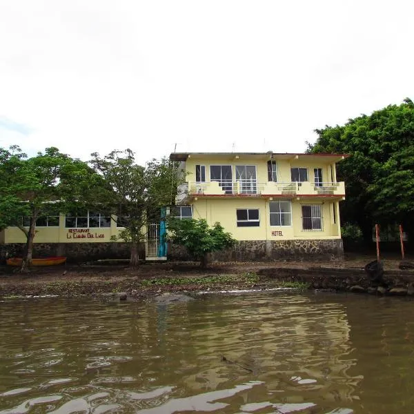 La Cabaña del Lago, hotel din Agayata