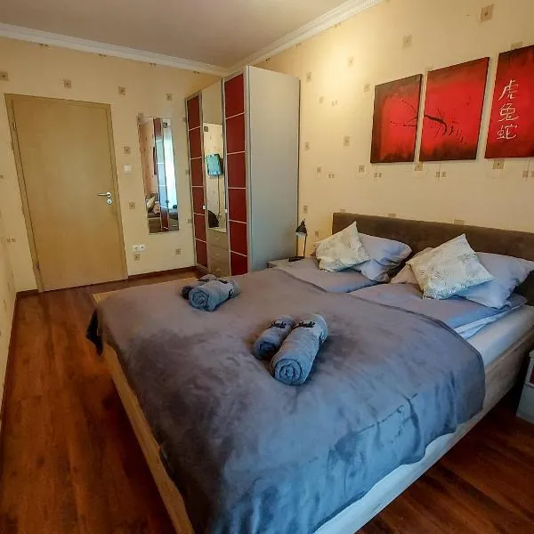 Harmony Apartments - Balcony, AC, Free Parking, Metro, Self Check-In, hotel a Budapest