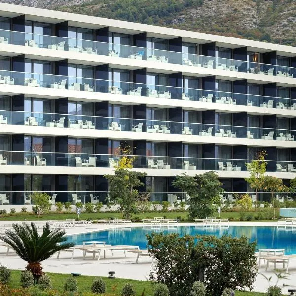 Sheraton Dubrovnik Riviera Hotel, hotel v Mlini