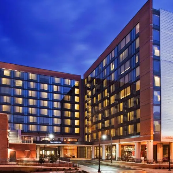 The Westin Birmingham โรงแรมในMountain Brook