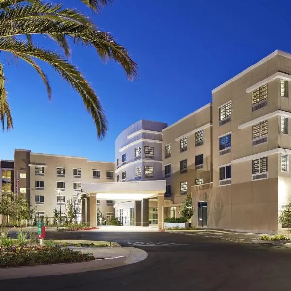 Courtyard by Marriott Sunnyvale Mountain View, hotel in Rancho Rinconada