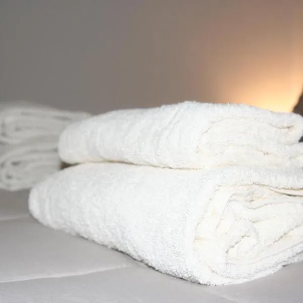 Epicuro guest house – hotel w mieście Somma Lombardo