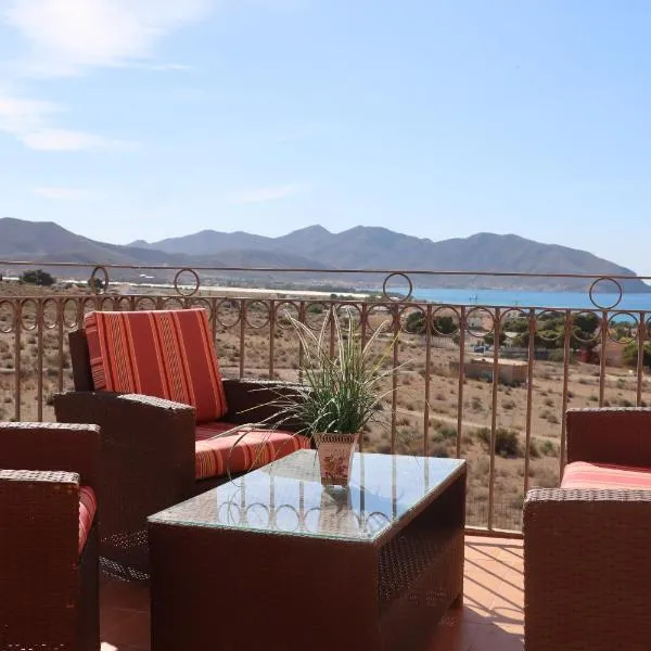 Amazing Mountain and Sea Views - Mojon Hills, Isla Plana, Spain: Isla Plana'da bir otel