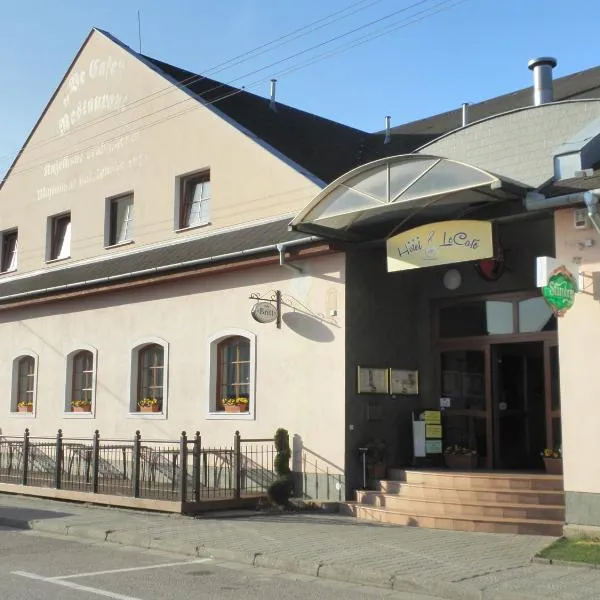 Hotel Le Café, hotel v destinaci Pohořelice