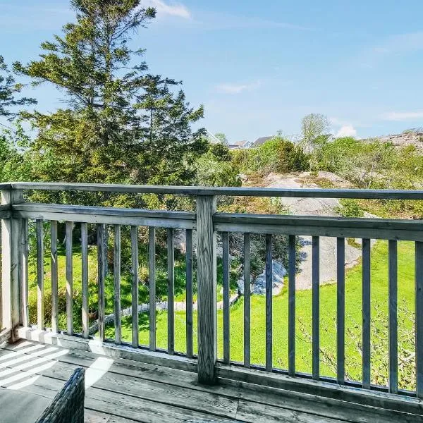 Awesome Apartment In Bohus-Malmön, hotel in Bohus-Malmön