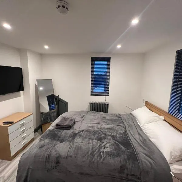Rooms in Modernised Victorian House, hotel in Croydon