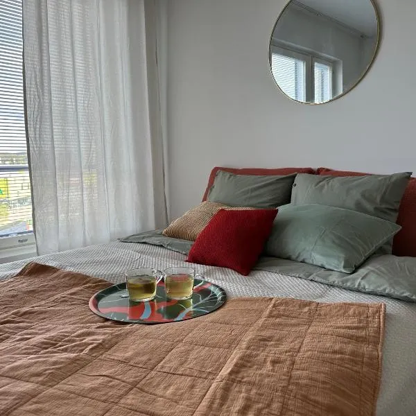 Near center w/ smart-TV, tram stop and gym visit, khách sạn ở Tampere