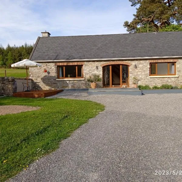 Nire Valley Cottage, hotell i Clonmel
