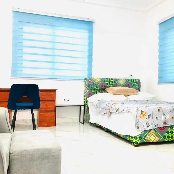 Mavern House Apartments, hotell i Elmina