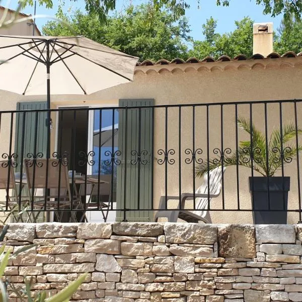 Une maison en Provence, hotel en Pierrevert