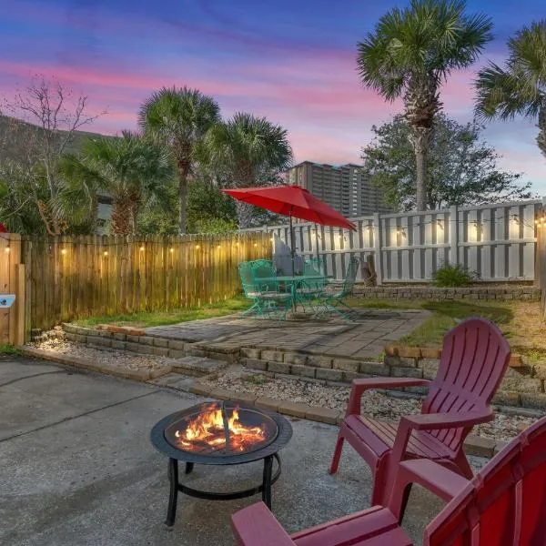 Beach Haven - Seasonal Hot Tub, Fire Pit, BBQ, 700 Feet to Beach, Central PCB, FREE Daily Activities, & More!, hotel in Panama City Beach