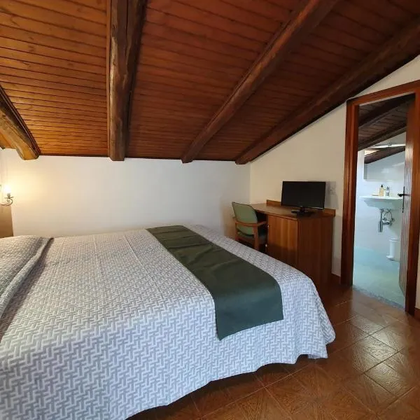 Altavilla Albergo meublé, hotel en Tirano