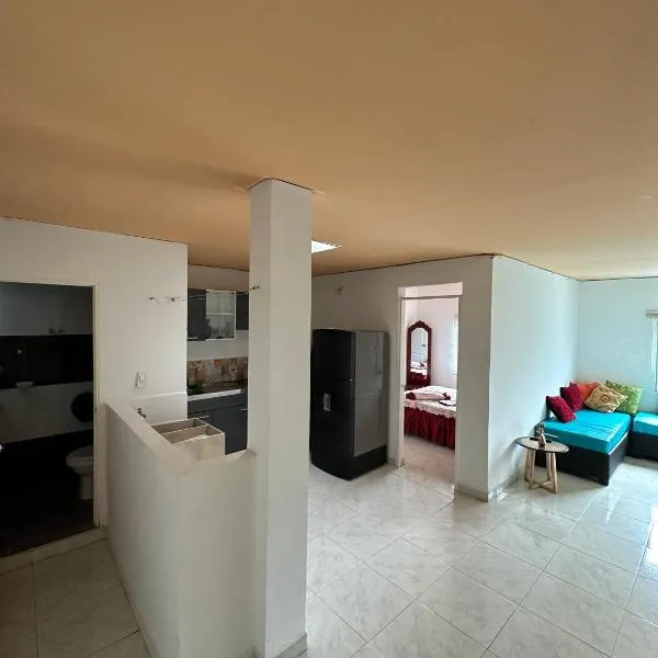 ACOGEDOR Y BONITO APARTAMENTO EN PALMIRA, hotell i El Pedregal