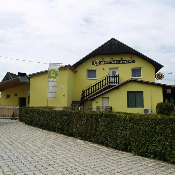 Pension u Vlčků, hotel a Hracholusky