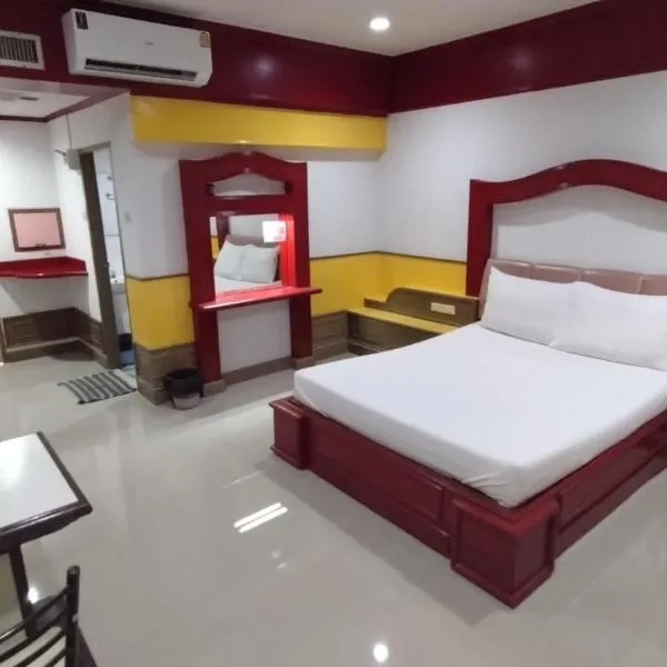 MP Inn, hotel em Saraburi