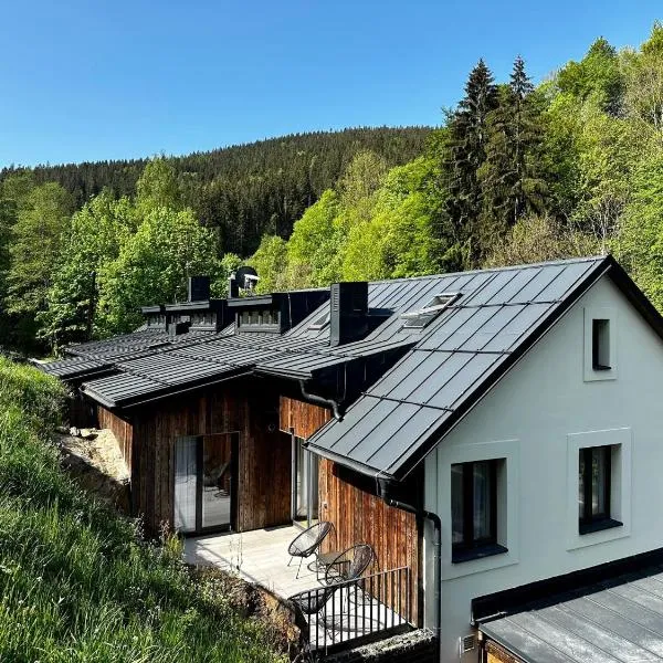 Rákosárna Suites & Apartments、スピンドレルフ・ムリンのホテル