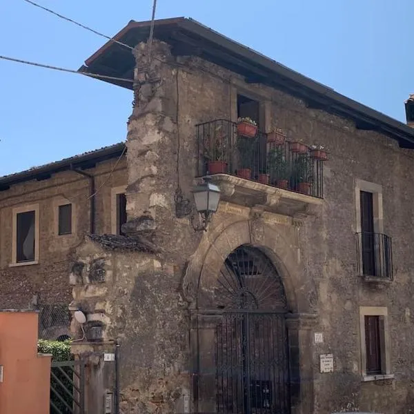 Caldora Apartment, hotel v destinácii LʼAquila