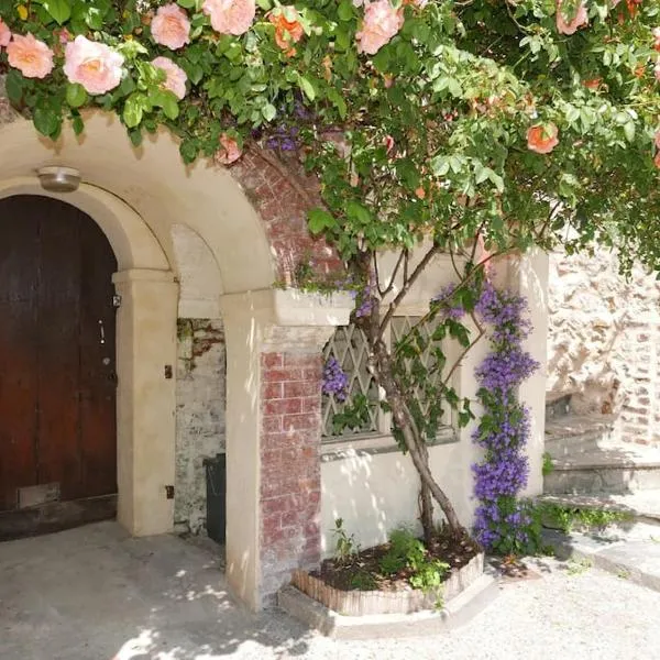Gite les trois matelots, viešbutis mieste Fekanas