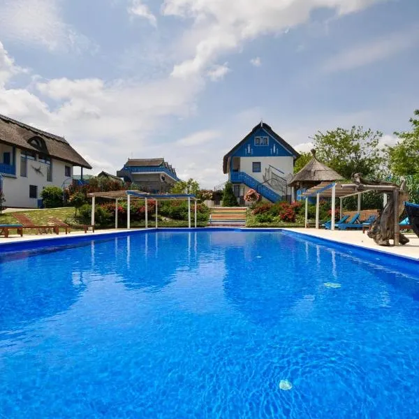 Nena Art Resort, hotel a Dunavăţu de Jos