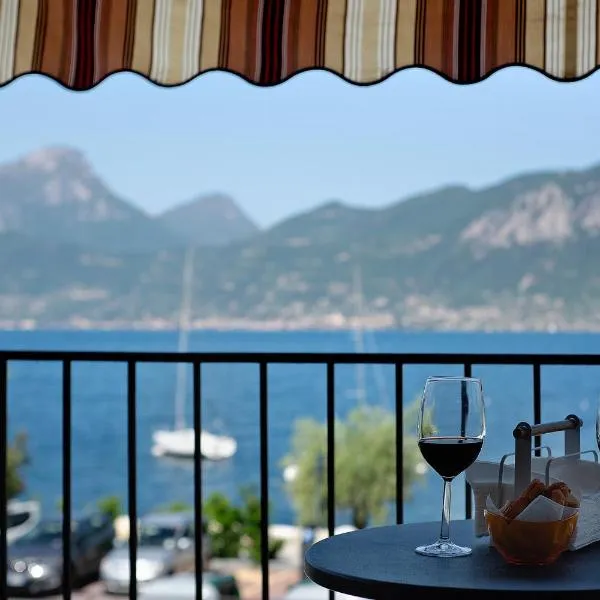 Appartamento Marilu Lake View, hotel v destinaci Brenzone sul Garda