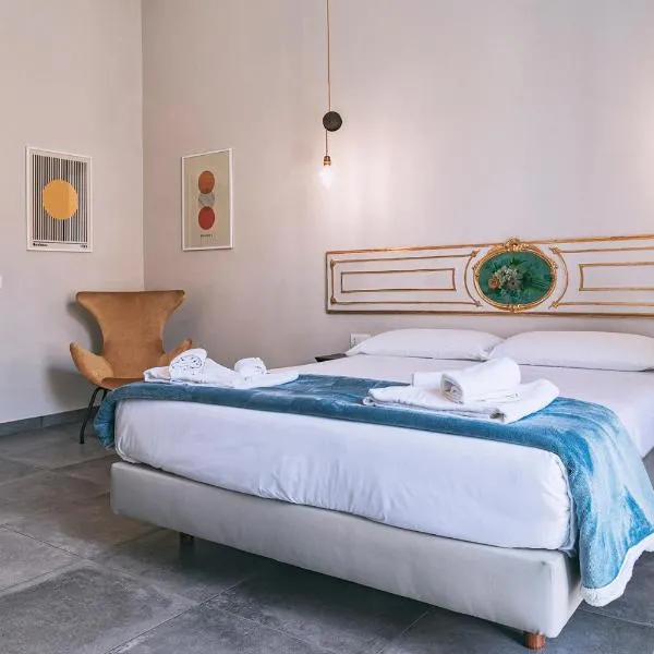 La Smorfia, hotell i Neapel