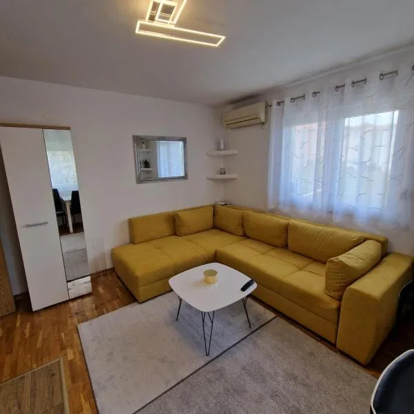 APARTMAN MAOR, hotel v destinácii Viskovo