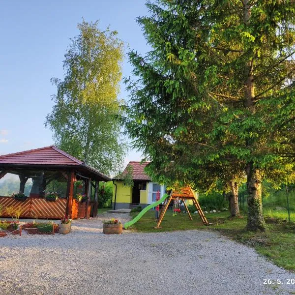 Kuća za odmor Tina, отель в городе Tounj