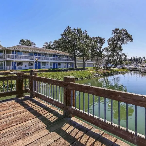 Motel 6-Oakland, CA - Embarcadero, hotel en Oakland