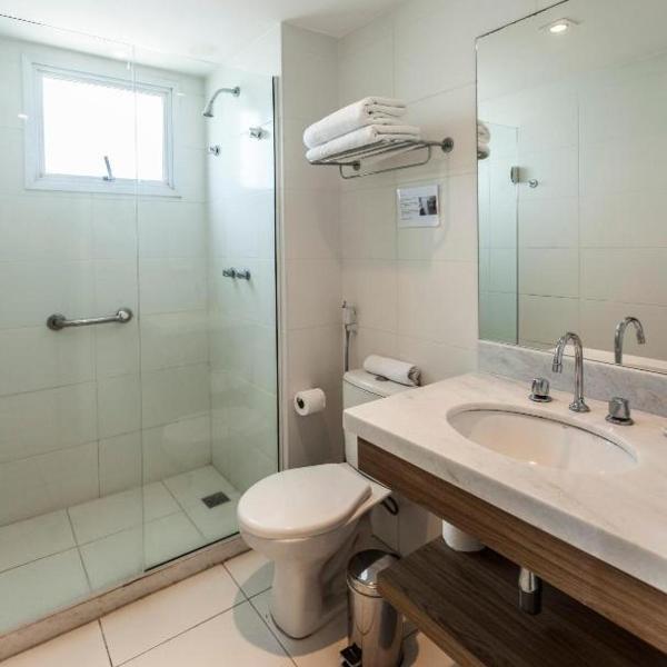 Flats especial c excelente piscina Rio Stay - Foto 3