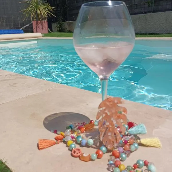 Mimilou Mont St Loup piscine privée, hotel em Agde